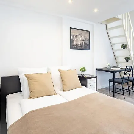 Apartment And Cozy Budapest
